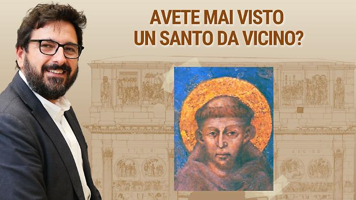 Avete mai visto un santo da vicino? Ad Assisi le spoglie di san Francesco per l'ottocentenario dalla morte