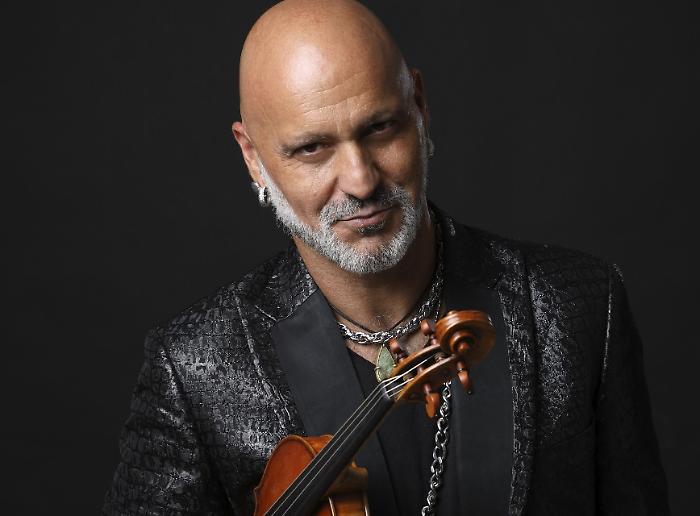 Terni, la Filarmonica Umbra pronta a travolgere il pubblico con il violino contemporaneo di Alessandro Quarta