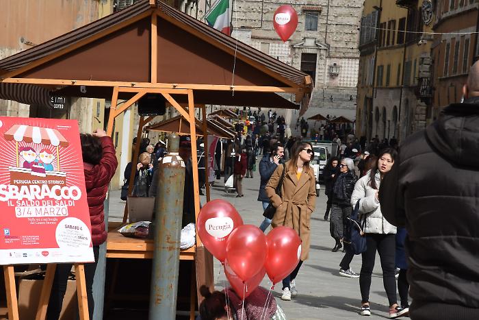 Weekend di sconti con Sbaracco nei negozi del centro di Perugia: le date