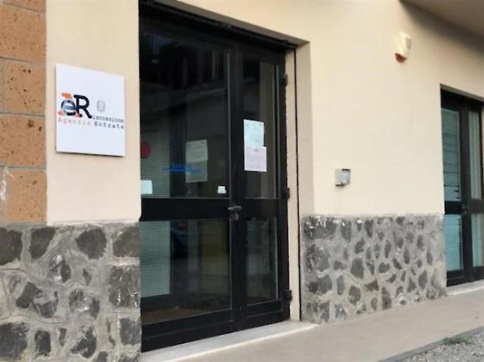 L'Agenzia delle Entrate non chiuder&agrave;: salvo l'ufficio di via Pecorelli 