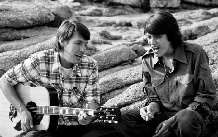 Cristiano De Andr&eacute;, il figlio di Faber che ha trovato la sua voce: dal rapporto con il padre alla vita privata