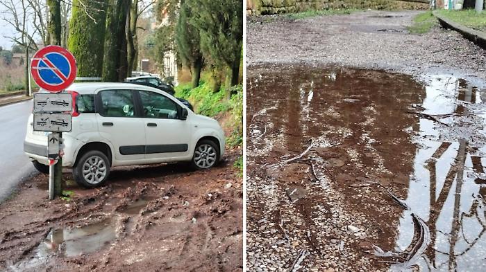 Fango e parcheggi selvaggi: viale Roma a Perugia vietata ai pedoni