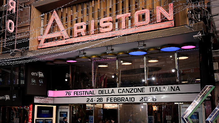 Sanremo 2026, perch&eacute; inizia di marted&igrave;: ecco tutti i motivi