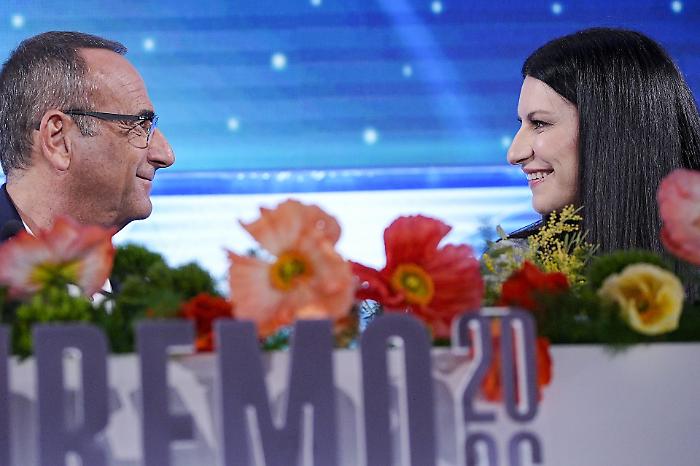 Sanremo 2026, la prima serata stasera in tv marted&igrave; 24 febbraio: co-conduttori, super ospiti e chi canta. Le anticipazioni