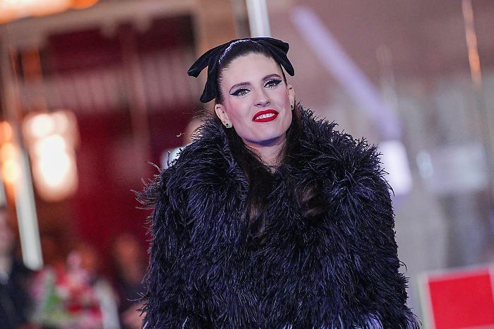 Quale rossetto usa Ditonellapiaga a Sanremo e come ricreare il suo look beauty