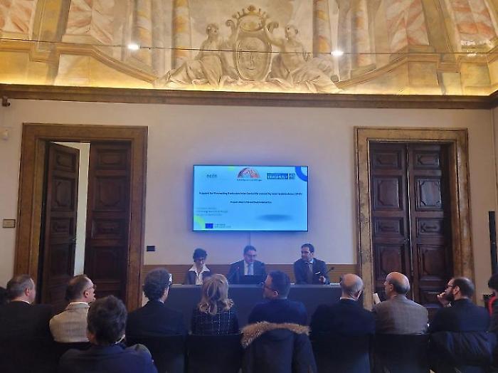 Creare una rete territoriale contro il sovraindebitamento: l'atto conclusivo del progetto Spes