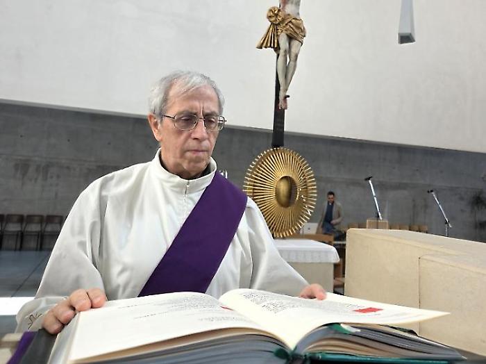 Tommaso Calderini, da 38 anni ponte tra Chiesa e mondo. Il diacono: "Non &egrave; un gradino verso il presbiterato: &egrave; l'immagine di Cristo che serve"