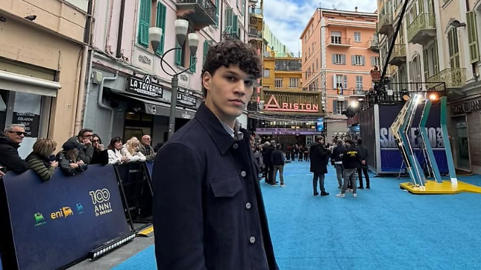 Sanremo 2026, Nicol&ograve; Filippucci: "Dall'Ariston vorrei imparare il pi&ugrave; possibile. In 'Laguna' parlo della mia storia. Il primo live? Non vedo l'ora"