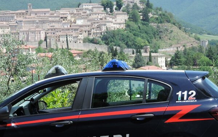 Due giovani si intrufolano in un convento e vengono scoperti: denunciati per tentato furto