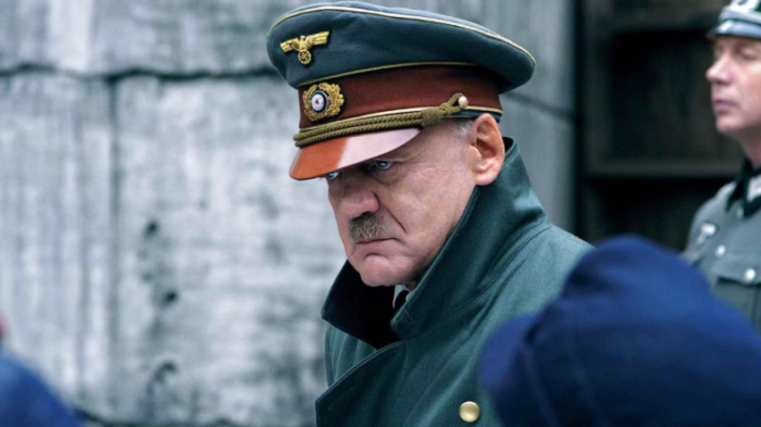 La caduta - Gli ultimi giorni di Hitler stasera in tv su Rai 3: trama e cast del film diventato cult