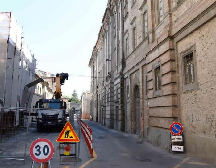 Passi avanti per i lavori all'ex ospedale di Citt&agrave; di Castello: ristrutturazione del tetto con le risorse del sisma 2016