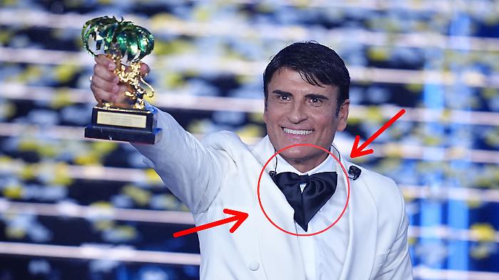 Quel papillon nero gigante: il look iconico di Sal Da Vinci a Sanremo 2026 &egrave; gi&agrave; virale 