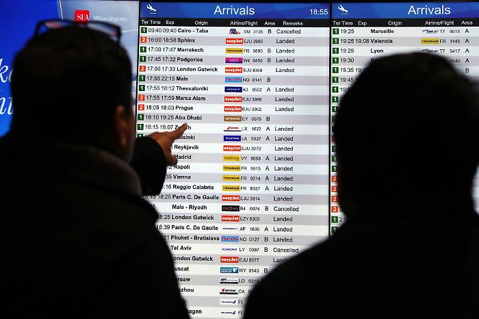 Odisse a Doha della perugina Alessia Galmacci: "Dieci ore di bus e l'incognita dei bombardamenti, non rischio la vita di mia figlia"