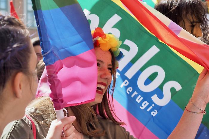 Insulti sui social per Perugia Pride: altra condanna