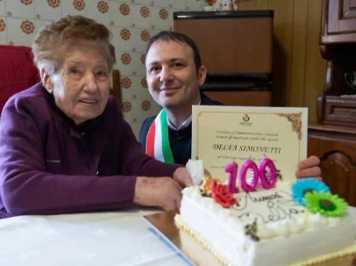 Delfa compie 100 anni. Gli auguri del sindaco&nbsp;Pierotti "Un traguardo davvero straordinario"