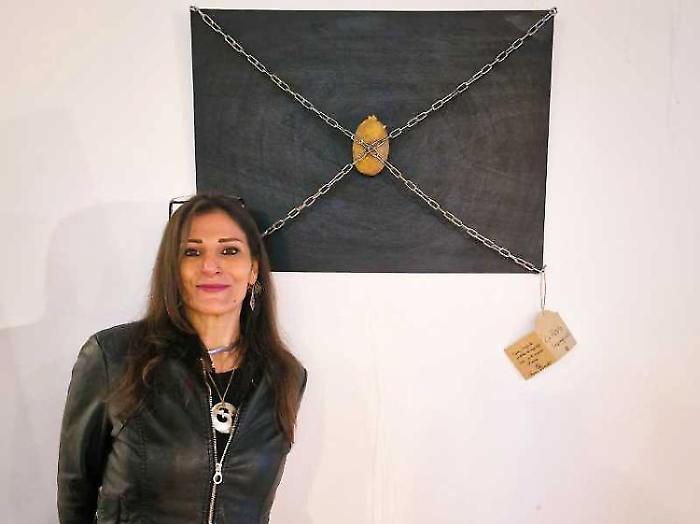 La Patata Imprigionata, l&rsquo;opera denuncia della ternana Maura Governatori