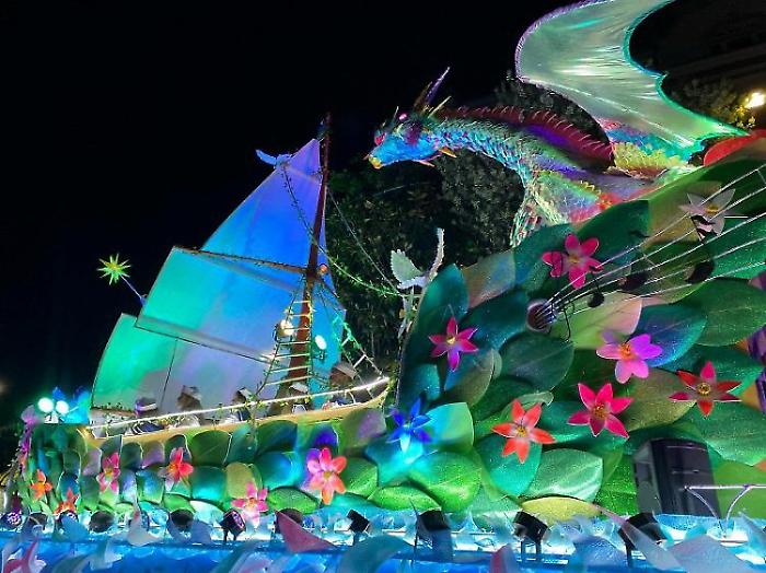 Carri allegorici, canzoni e poesie per i 130 anni del Cantamaggio