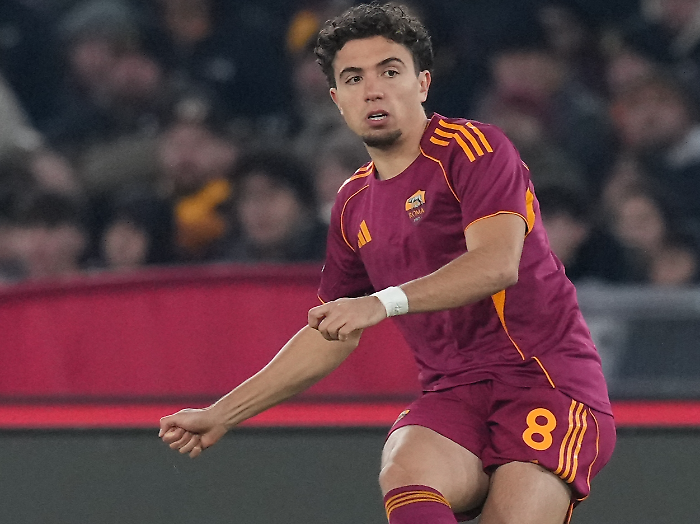 Rapina in casa del centrocampista della Roma El Aynaoui: portati via gioielli e Rolex