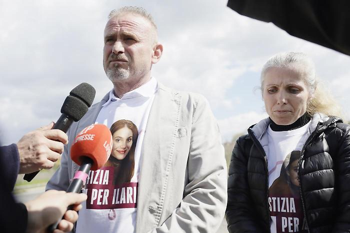 I genitori di Ilaria Sala dopo la deposizione di Samson: "Ci sono dettagli non chiari. Per fare giustizia serve l'ergastolo"