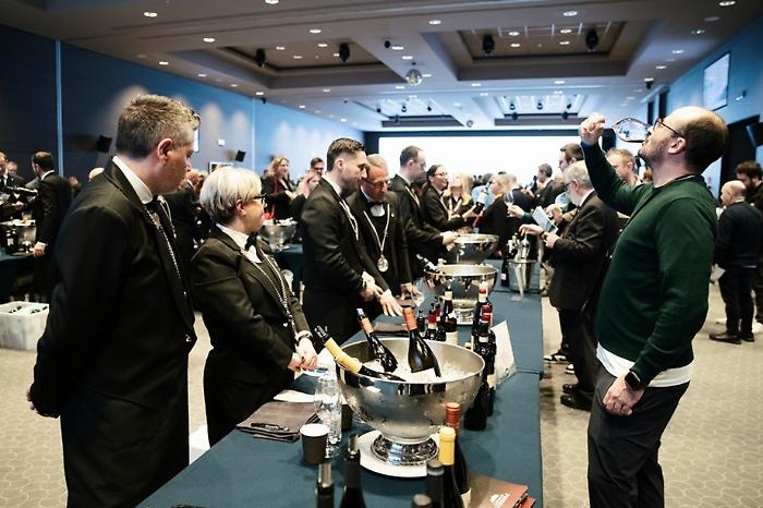 Perugia celebra i vini del Centro Italia: 400 produttori, masterclass su Bolgheri e un weekend in palio