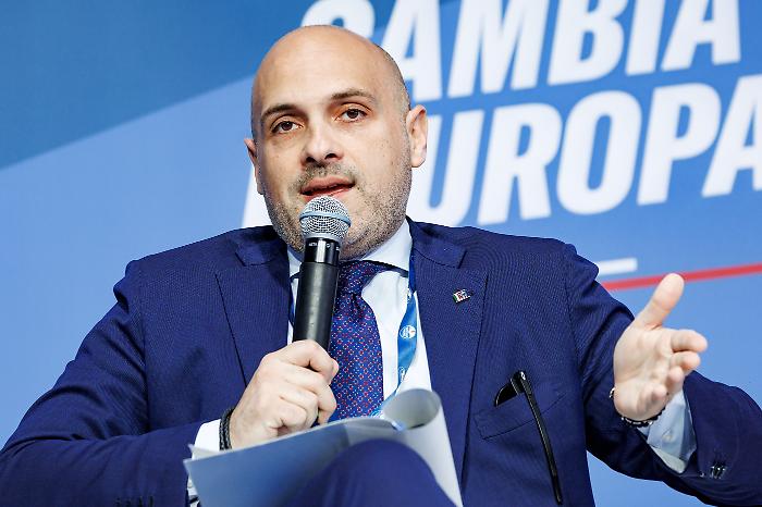 Prisco sul caso del post rimosso a Montefalco: "Gi&ugrave; le mani dalla polizia. Inaccettabile l'uso strumentale per propaganda"