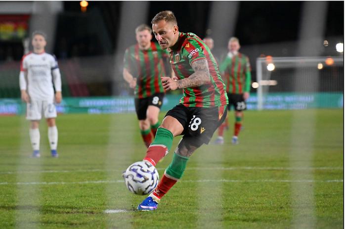 La Ternana fermata sul pari dalla Samb nella "prima" di Fazio (1-1)