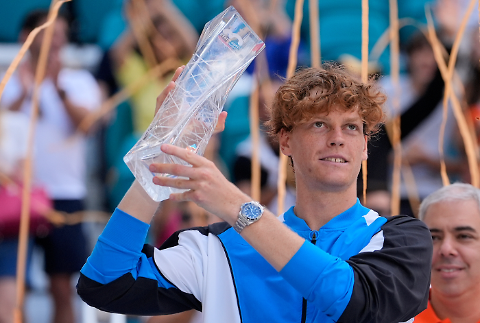 Jannik Sinner esordisce al Miami Open contro Damir Dzumhur: orario, dove vederla e precedenti