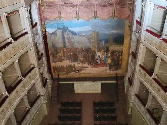 Da sabato si rialzer&agrave; il sipario del teatro Sociale: evento inaugurale con il Gran Gal&agrave; dell'Opera