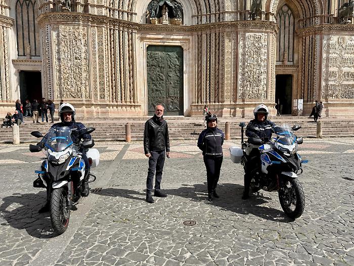 Orvieto, due moto in dotazione alla polizia locale: gli agenti potranno raggiungere pi&ugrave; rapidamente anche le aree meno accessibili