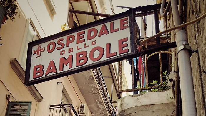 L'ospedale delle bambole di Napoli. Cos&rsquo;&egrave;, come visitarlo e perch&eacute; andarci durante le feste di Pasqua