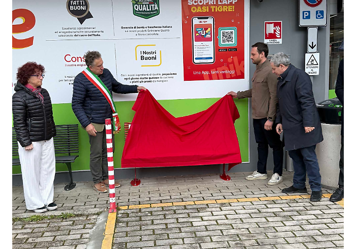 Una panchina per ricordare Laura