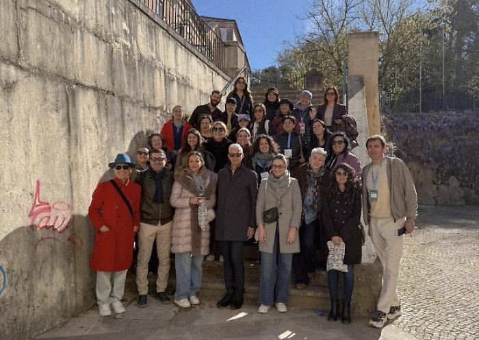 Deruta, missione in Portogallo nel segno della ceramica: mostra e scambio culturale attraverso l'arte e la tradizione 