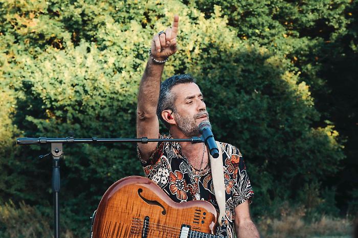 Altro colpo di Moon in June: a Tuoro sul Trasimeno arriva Daniele Silvestri. Il concerto il 18 luglio