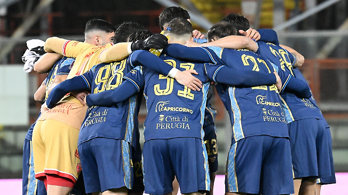 Grifo al match point salvezza: c'&egrave; il giovane Moro in porta, Ladinetti torna dal 1'