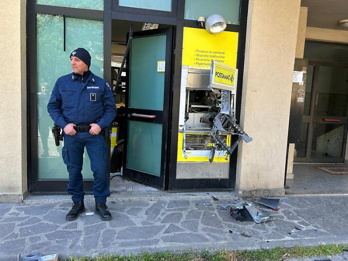 Assalto notturno al Postamat di Ponte Valleceppi: indagini in corso