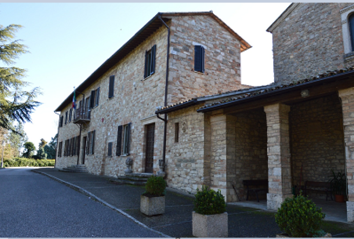 Todi, alla Veralli Cortesi gli anziani ospiti raccontano le loro vite in una mostra: la terza et&agrave; come risorsa di memoria 