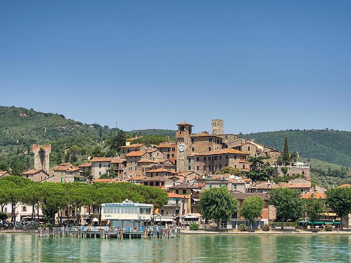 Borgo dei borghi, Passignano sul Trasimeno &egrave; 17esimo. Boom di telespettatori la sera di Pasqua: 7,7% di share