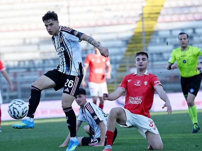 &Egrave; tornato il Grifo dei perugini: contro la Juve NG in campo 4 nati e cresciuti in citt&agrave;. Non succedeva dagli anni '80