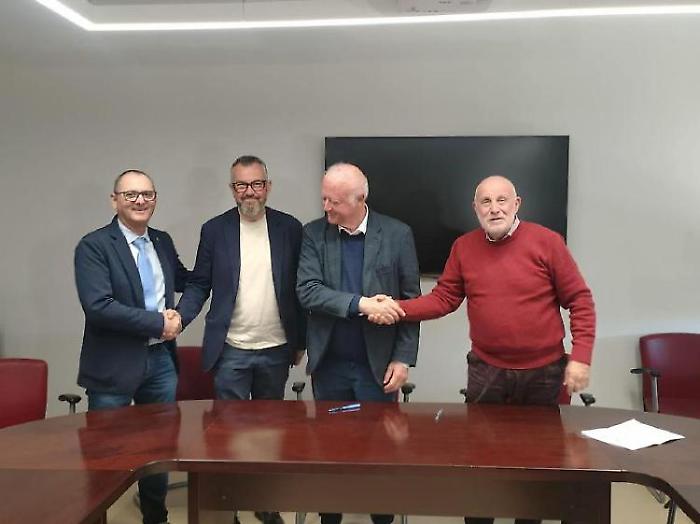 "I geometri sono troppo pochi".  Firmato un protocollo d'intesa per fronteggiare la carenza 