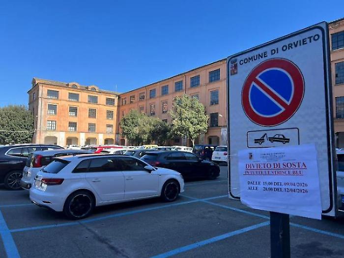 Ciak del nuovo film di Gianni Amelio a Orvieto: Borghi, Golino e Mastandrea sul set  