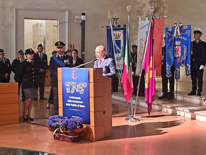 Terni, alla festa della polizia i dati forniti dal questore Abenante: "77 operazioni ad alto impatto, oltre 60 mila persone identificate"