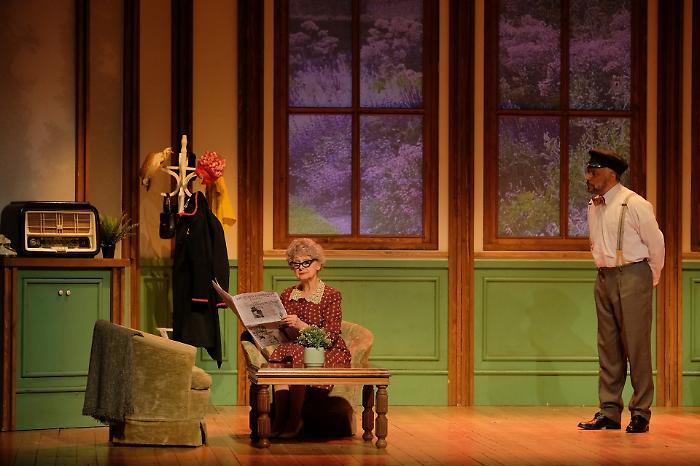 "A spasso con Daisy": Milena Vukotic, Salvatore Marino e Maximilian Nisi in scena a Terni e Todi