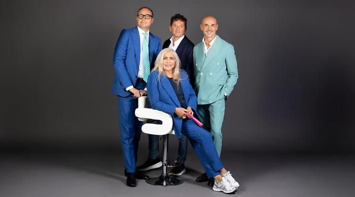 Domenica in torna con Riccardo Scamarcio, Malika Ayane e il dibattito sulla dipendenza dai cellulari