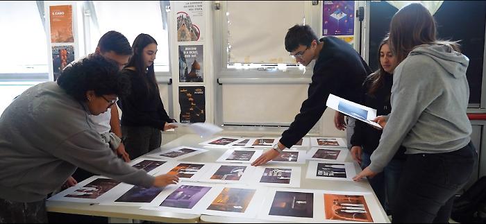 Calano le cattedre e arrivano i big: sfoglia l'inserto Scuola & lavoro