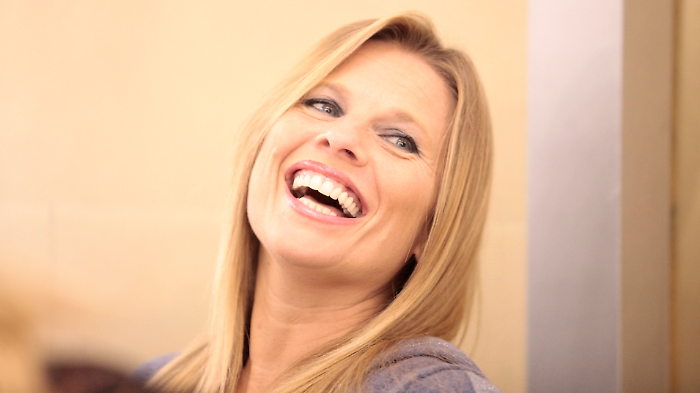 Laura Freddi, chi &egrave;: l'amore con Paolo Bonolis, la lite con Sonia Bruganelli e il matrimonio con il compagno Leonardo