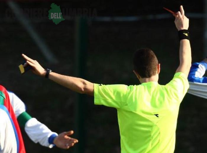 Spallata al volto dell'avversario: maxi squalifica per un giovane del Castiglione del Lago