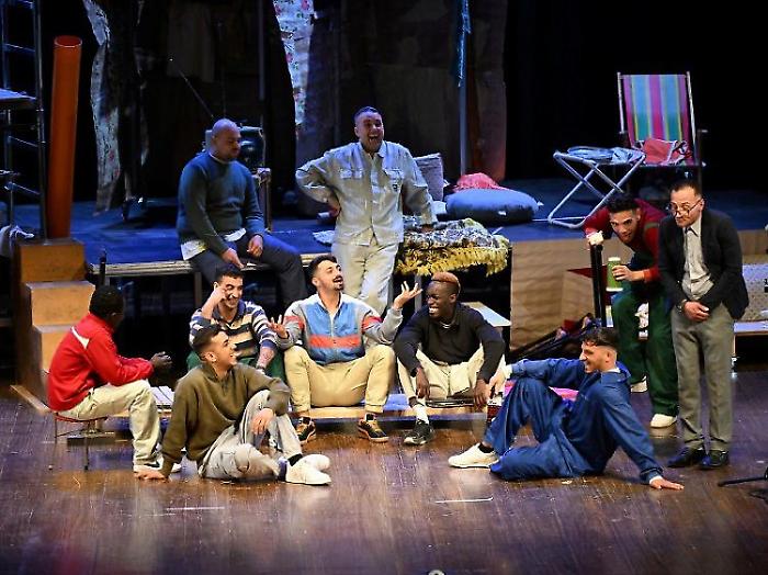 Dalla costola di una colomba, il nuovo spettacolo con i detenuti di Capanne