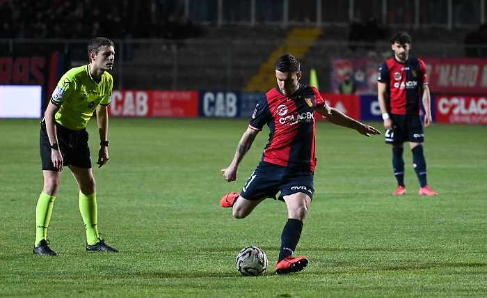 Il Gubbio regola 2-0 il Pineto: ora il primo turno playoff in Abruzzo