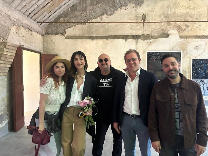 Narni, "blitz" alla Corsa all'Anello per Ema Stokholma e Andrea Delogu: ospiti all'inaugurazione di "Off ur"