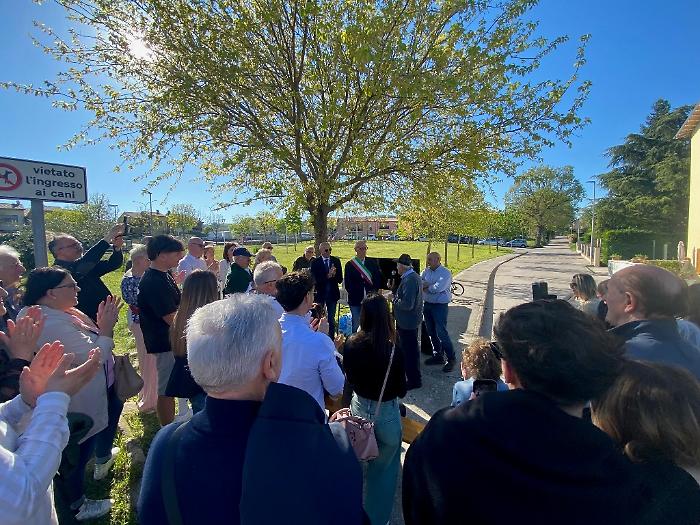 &ldquo;Riconoscimento alle donne che hanno contribuito a costruire la democrazia&rdquo;